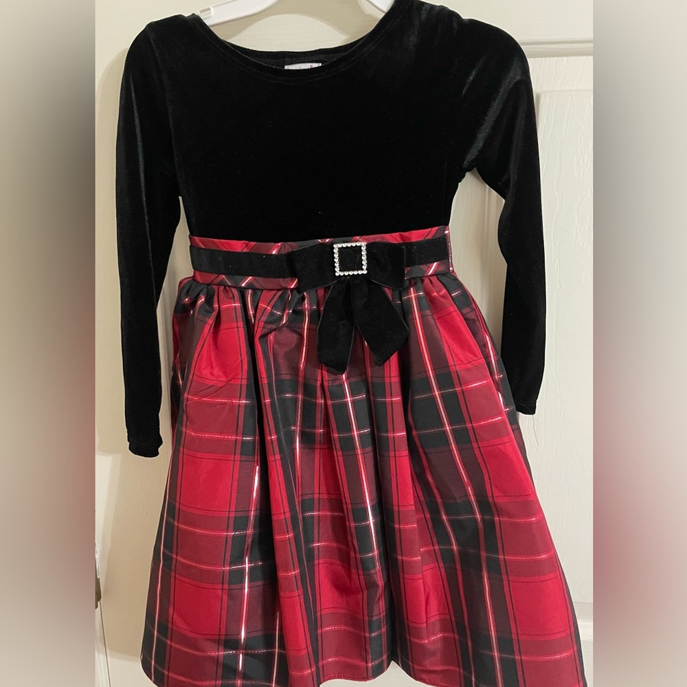 Little Girls Plaid and Velour Dress Size 5